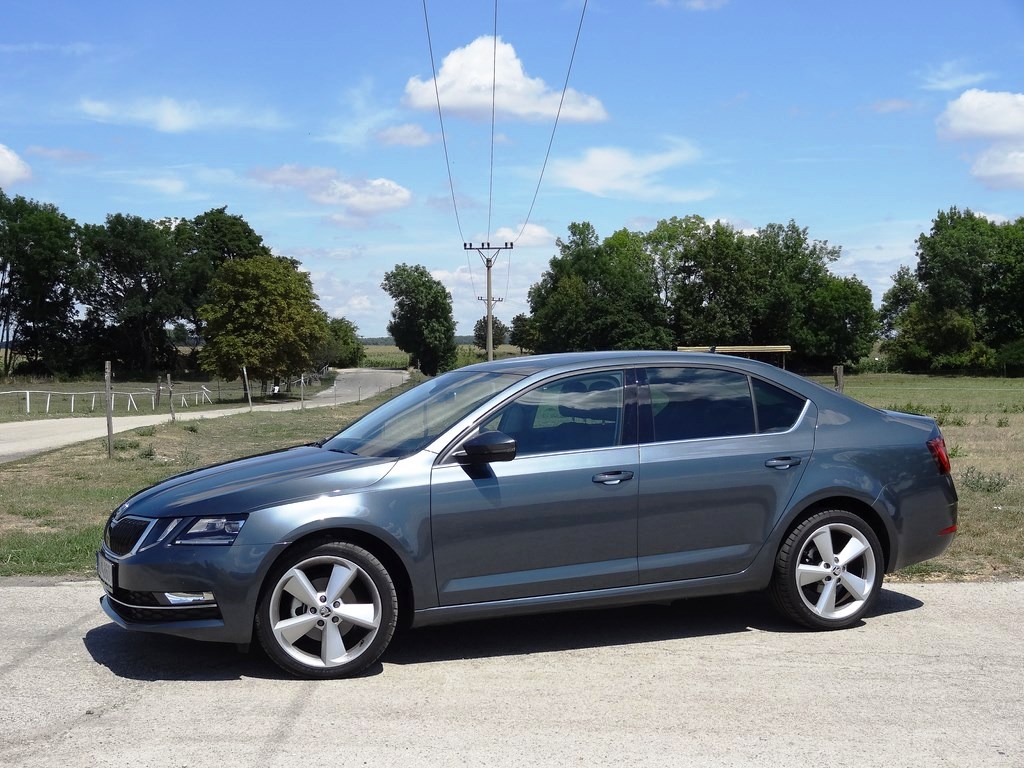 Škoda Octavia 2.0 TDI vs. RS 2.0 TSI DSG