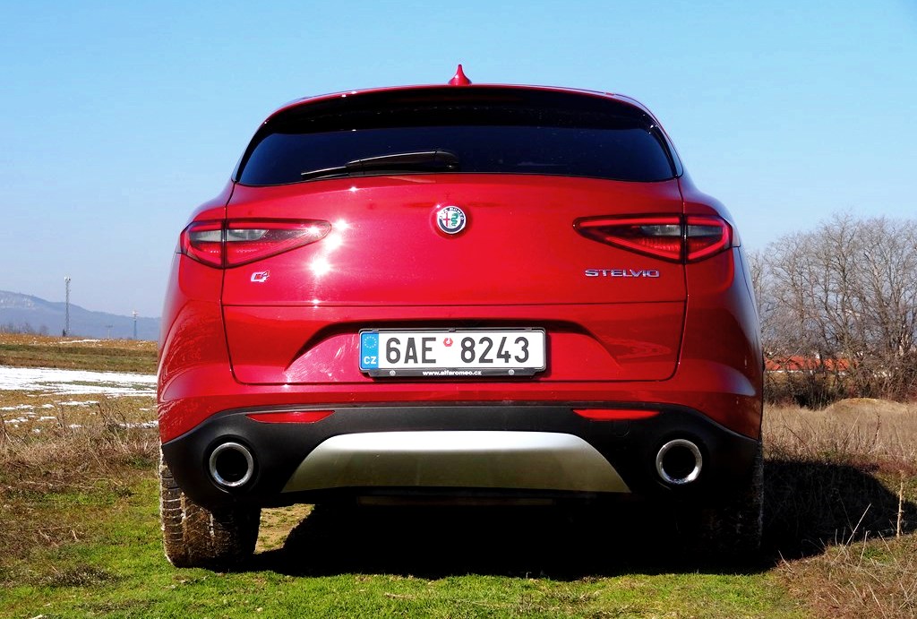 Alfa Romeo Stelvio 2.0TBi MultiAir Q4