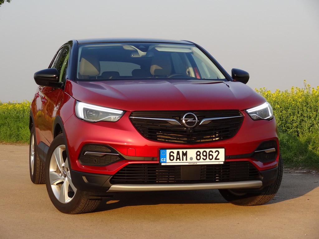 Opel Grandland X 1.2 TURBO AT