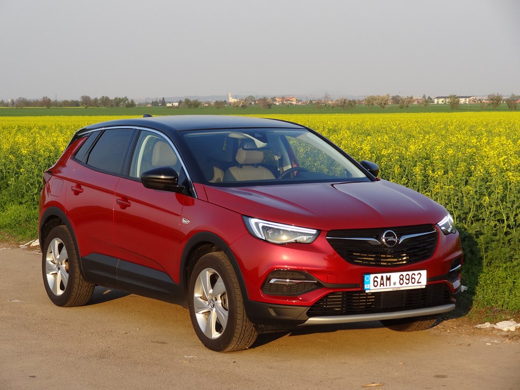 Opel Grandland X 1.2 TURBO AT