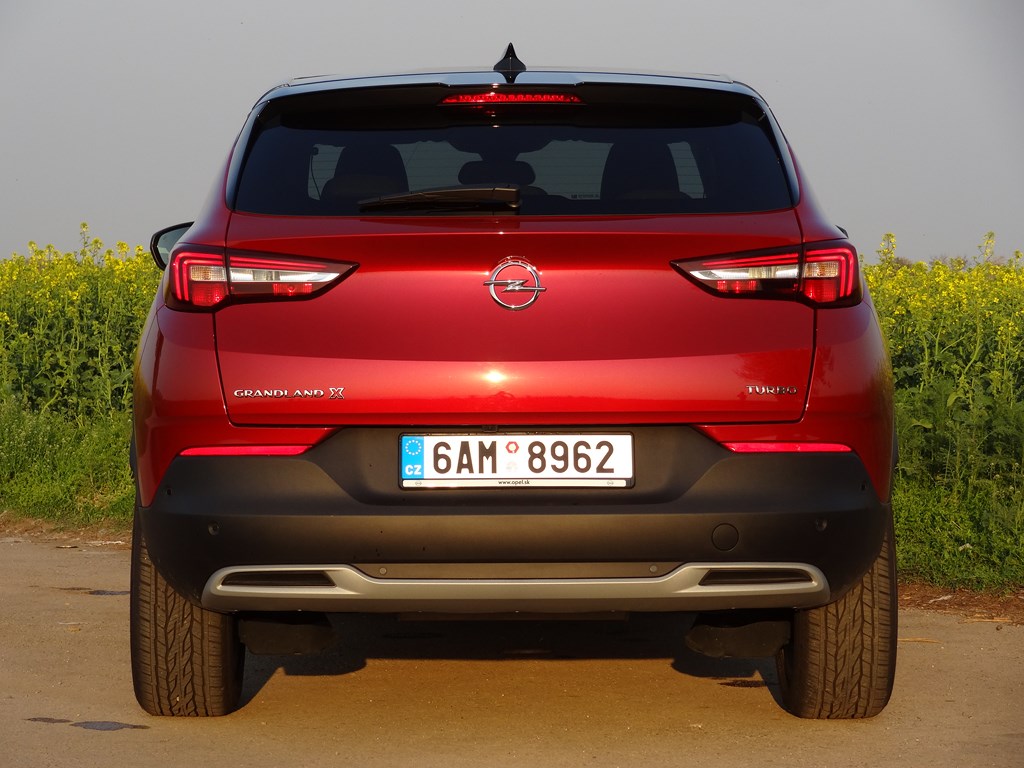 Opel Grandland X 1.2 TURBO AT