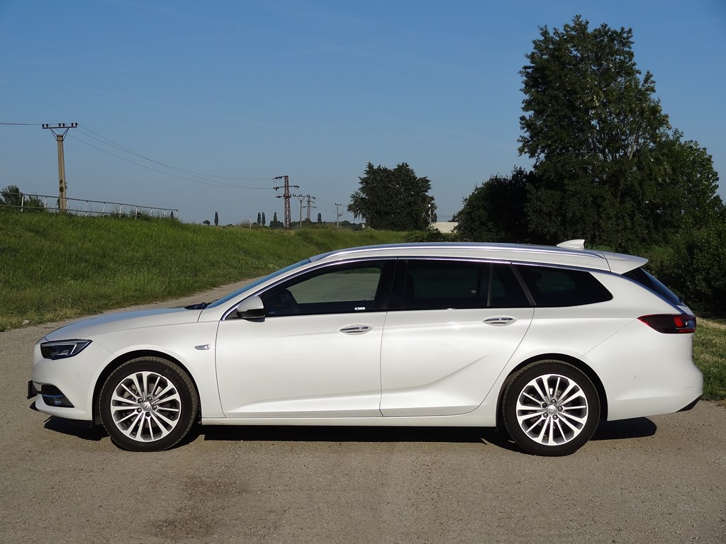 Opel Insignia ST 2.0 CDTI