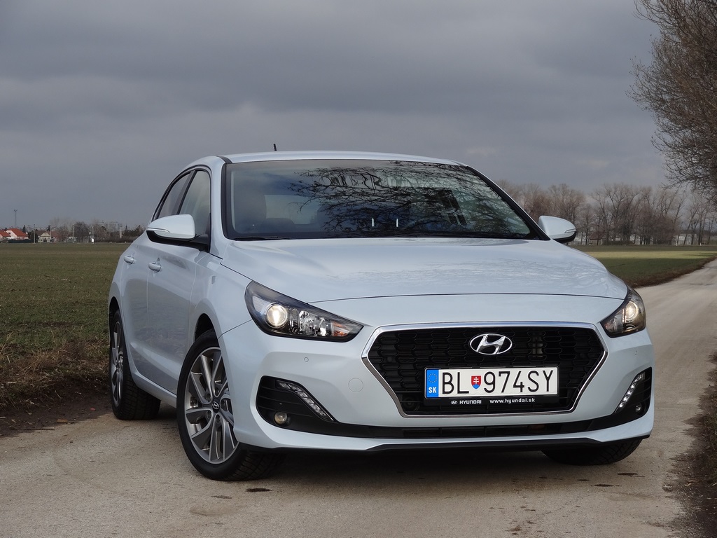 Hyundai i30 Fastback 1.4 T-GDI 7DCT