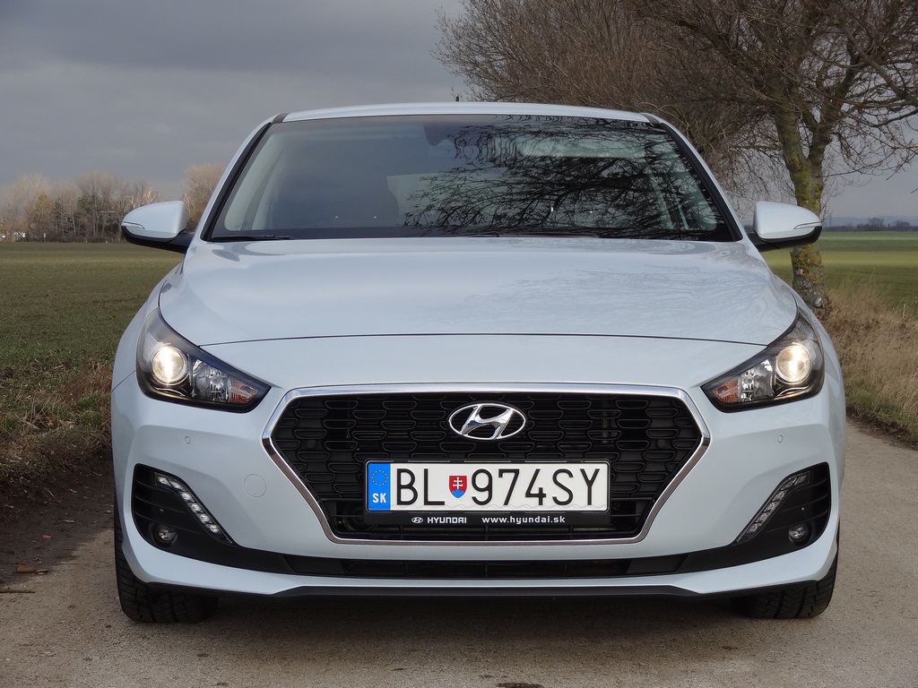 Hyundai i30 Fastback 1.4 T-GDI 7DCT