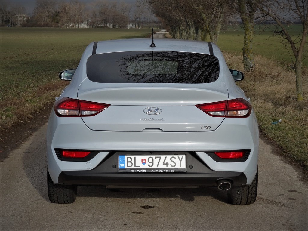 Hyundai i30 Fastback 1.4 T-GDI 7DCT