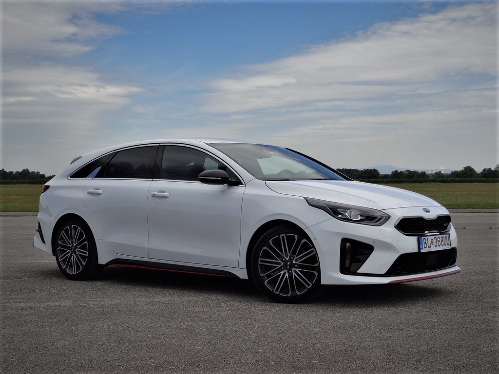 Kia ProCeed GT 1.6 T-GDi 7DCT