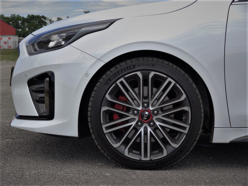 Kia ProCeed GT 1.6 T-GDi 7DCT