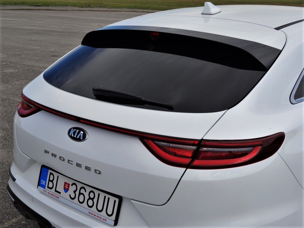 Kia ProCeed GT 1.6 T-GDi 7DCT