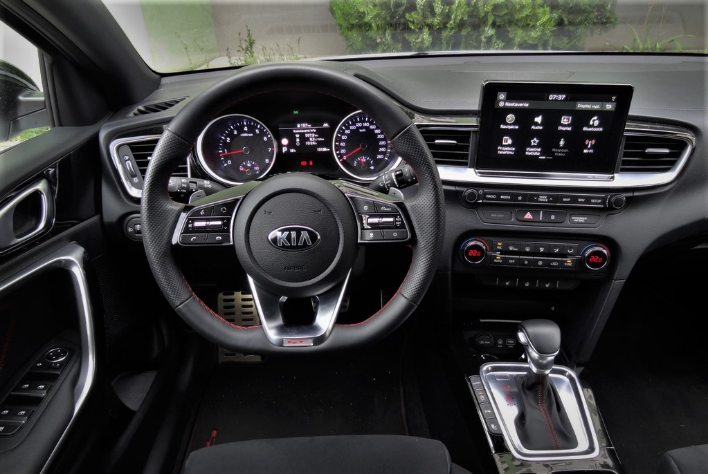 Kia ProCeed GT 1.6 T-GDi 7DCT