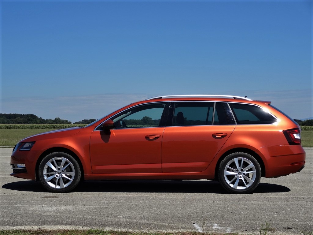 Škoda Octavia Combi 2.0 TSI DSG