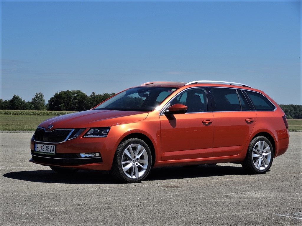 Škoda Octavia Combi 2.0 TSI DSG