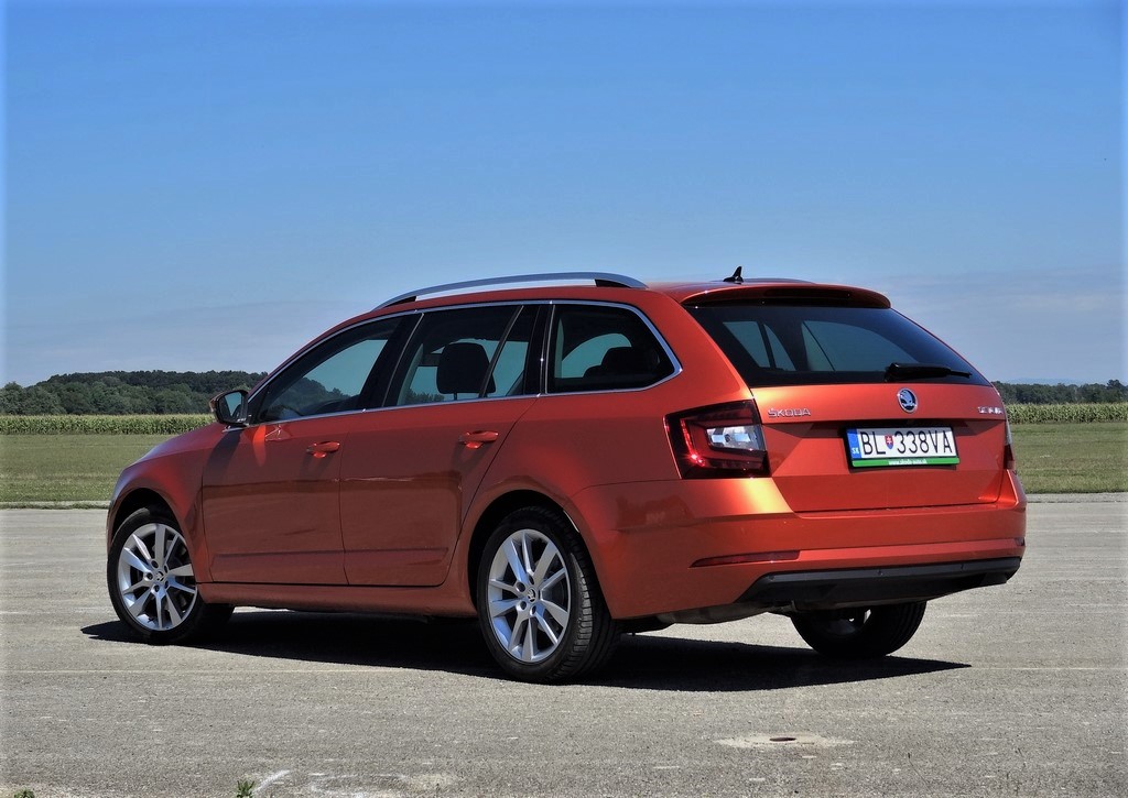 Škoda Octavia Combi 2.0 TSI DSG