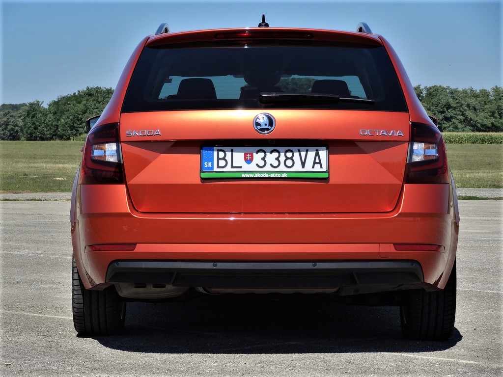 Škoda Octavia Combi 2.0 TSI DSG