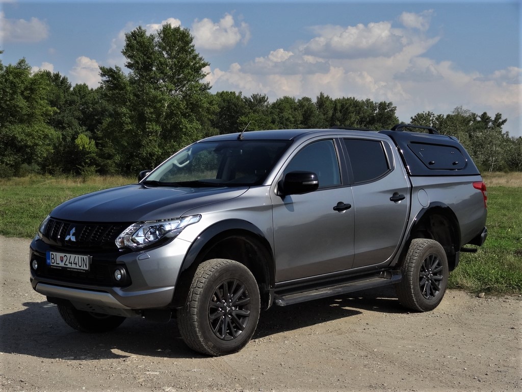 Mitsubishi L200 2.4 D4-D MIVEC Black Edition