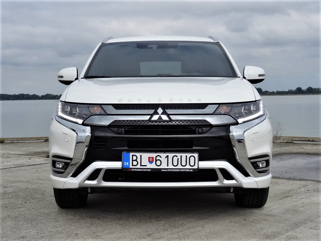 Mitsubishi Outlander PHEV 2.4 MIVEC