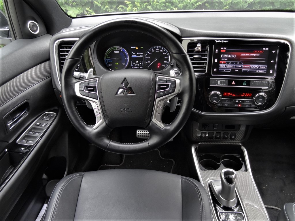 Mitsubishi Outlander PHEV 2.4 MIVEC