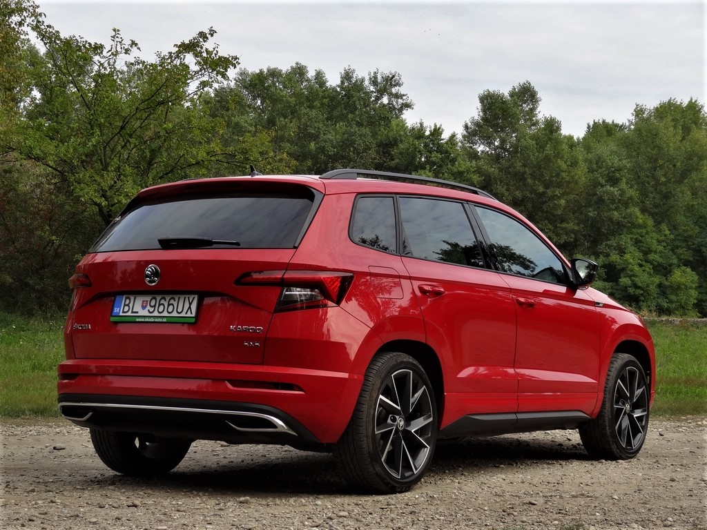 Škoda Karoq 2.0 TSI DSG 4x4 Sportline