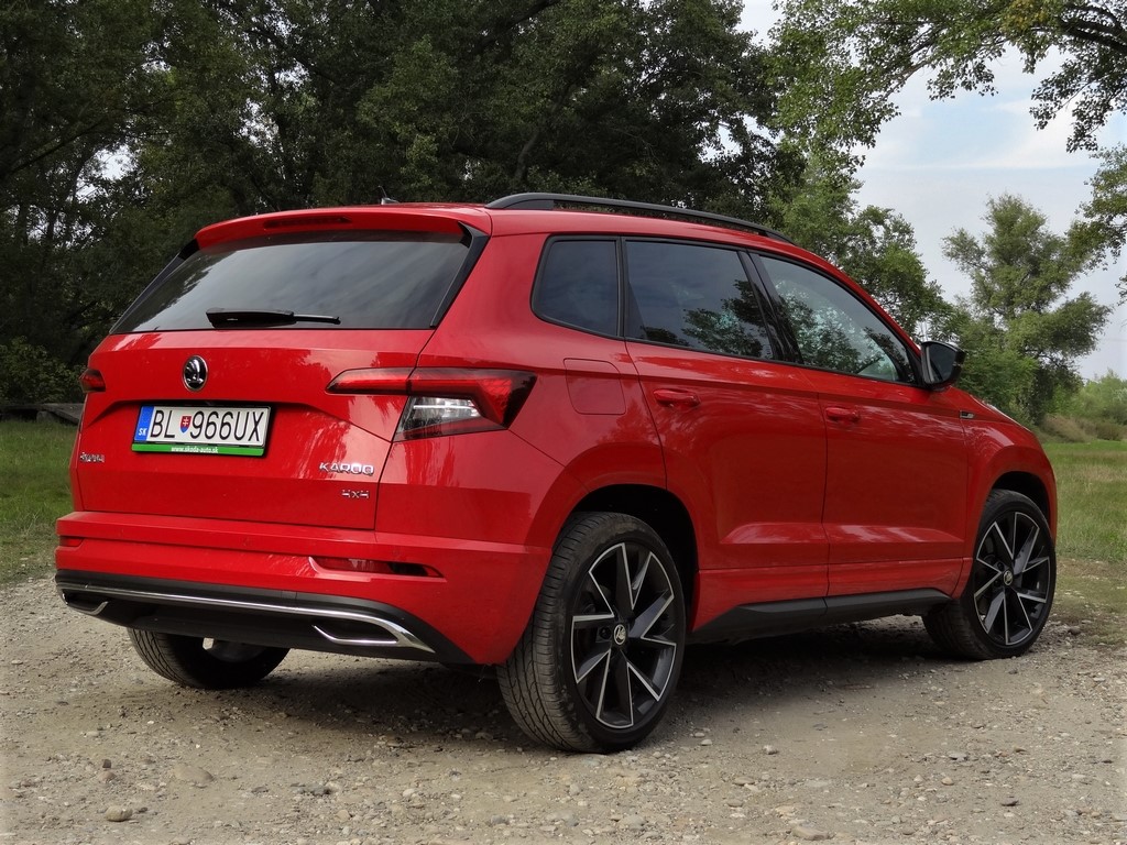 Škoda Karoq 2.0 TSI DSG 4x4 Sportline