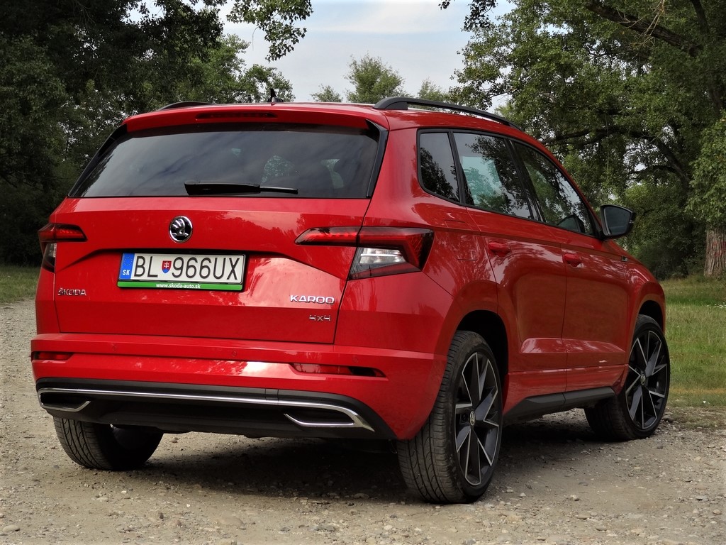 Škoda Karoq 2.0 TSI DSG 4x4 Sportline