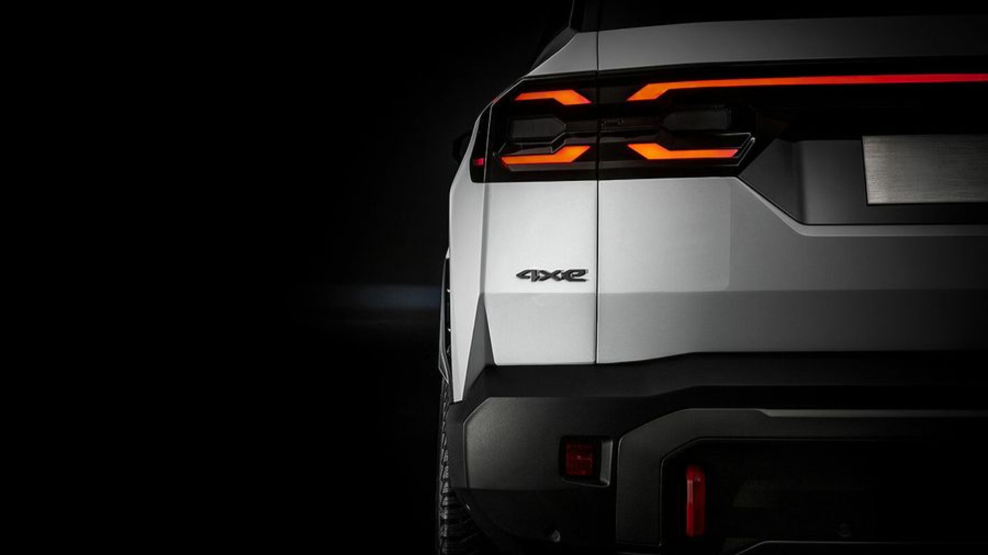 Jeep Compass 4xe: Najextrémnejší Compass všetkých čias prichádza ako plug-in hybrid