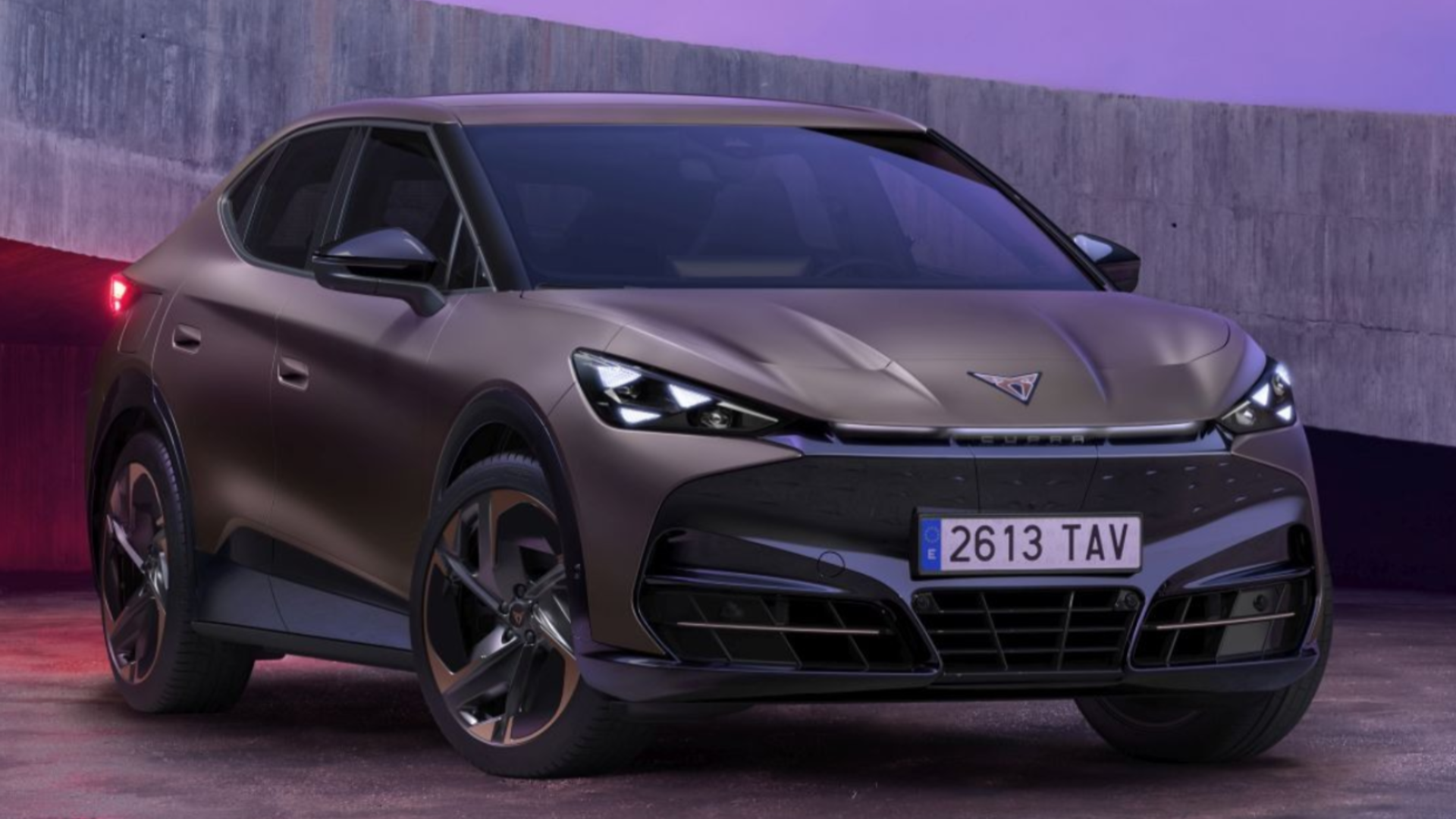 Cupra Tavascan po facelifte zlacnie a rozšíri ponuku