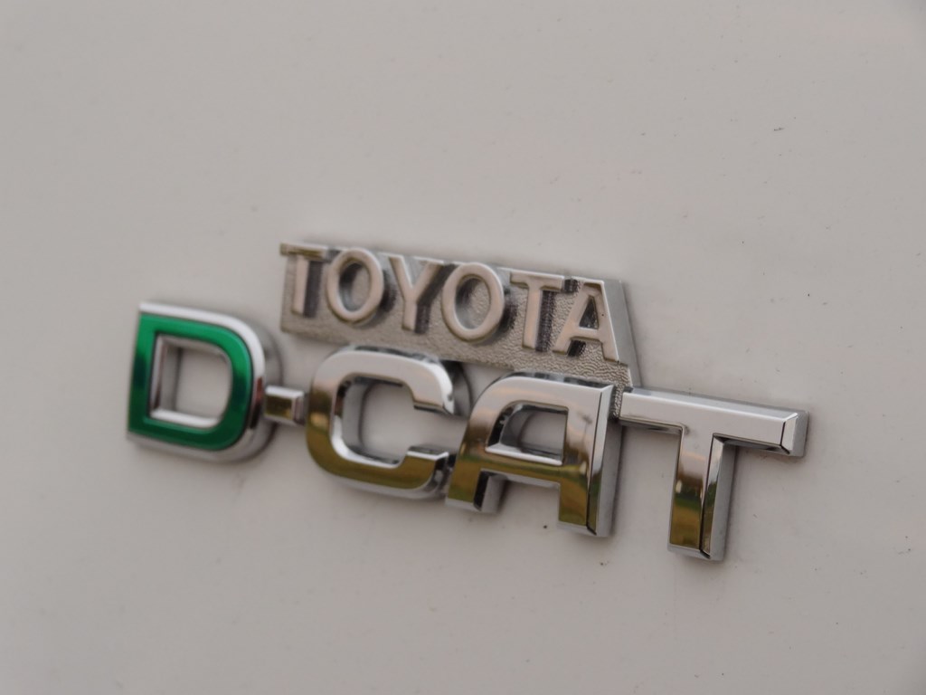 Toyota Avensis kombi 2.2 D-CAT 150 AT