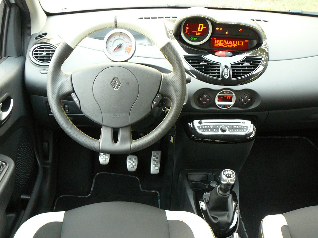 Renault Twingo RS 1.6 16V