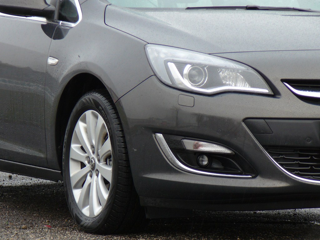 Opel Astra Sedan 1.7 CDTi